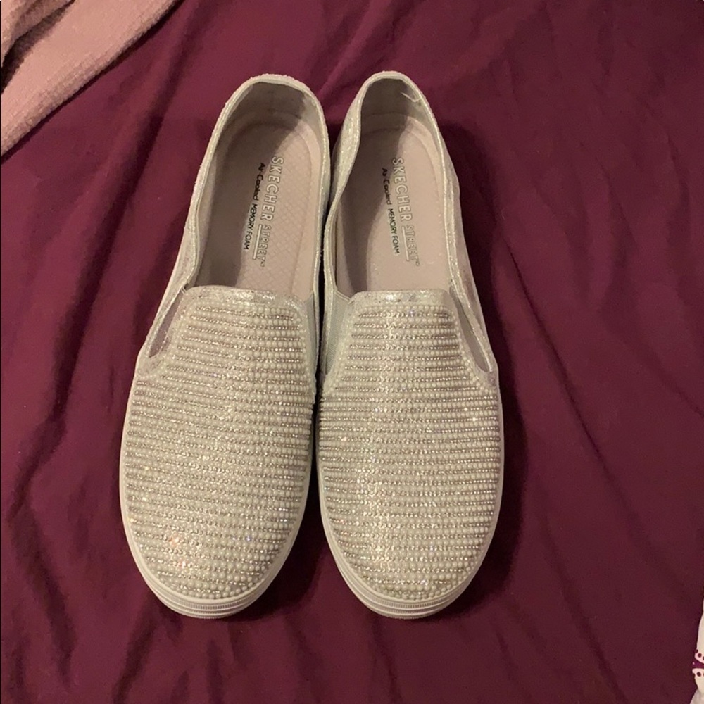 Sketchers sparkle sneakers